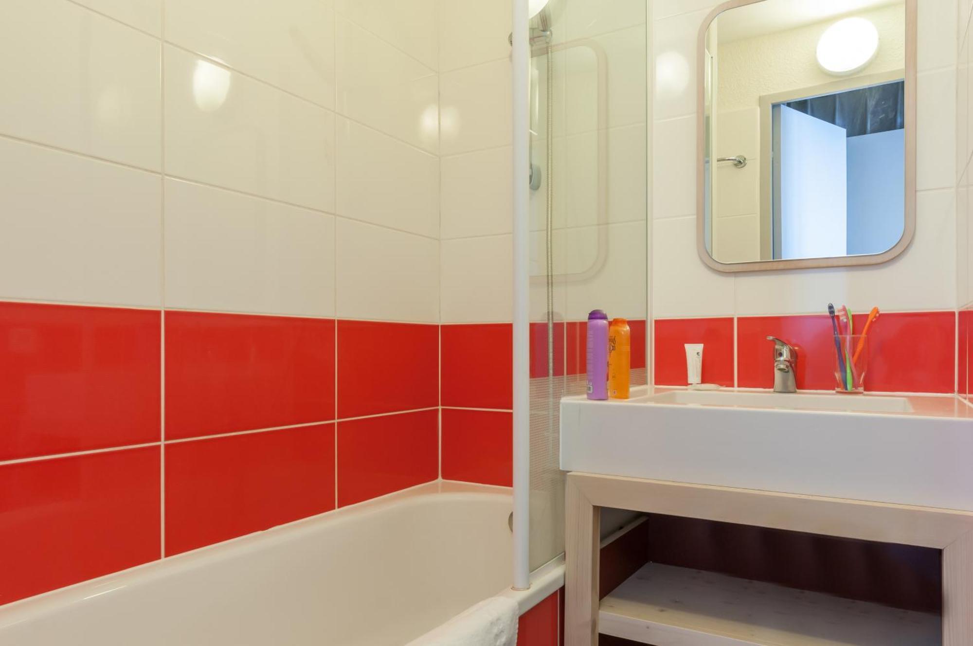 Pierre & Antares Aparthotel